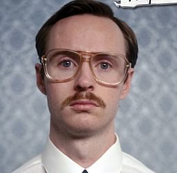 Kip Dynamite costume guide