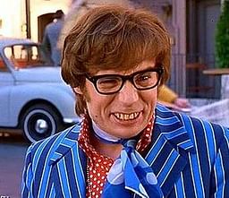 Austin Powers costume guide